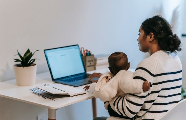 Sostegni alla genitorialità per i Freelance